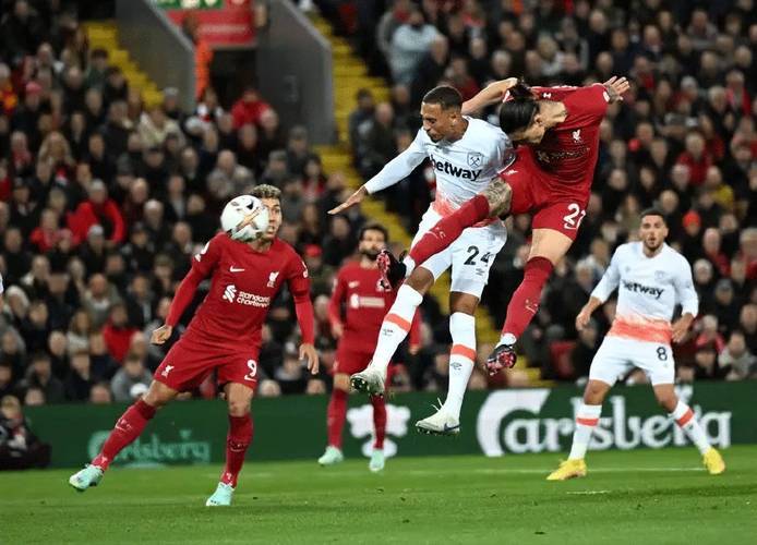 曼联逆袭晋级，英超劲旅霸气晋级淘汰赛