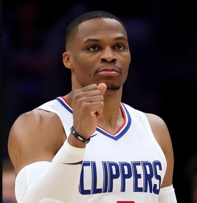 威少狂砍勇士分，命运悬念迎来新赛季高光！