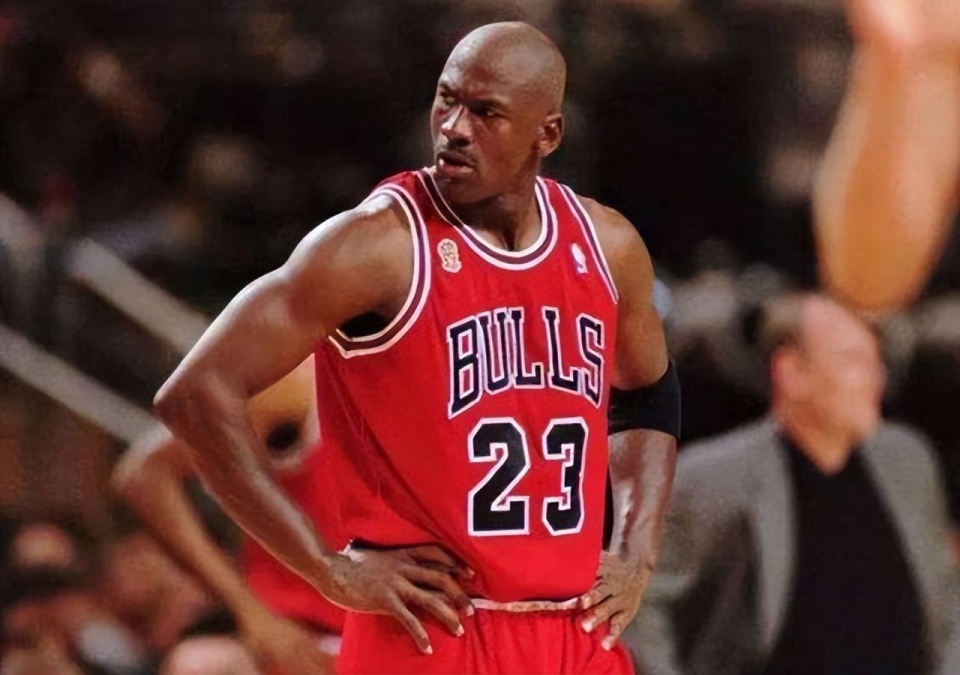 格林复出首战，刷新队史纪录状态火爆，逆转取胜成为焦点！